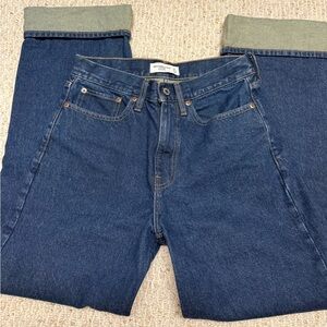 Abercrombie Mid Rise Slouchy Jeans
